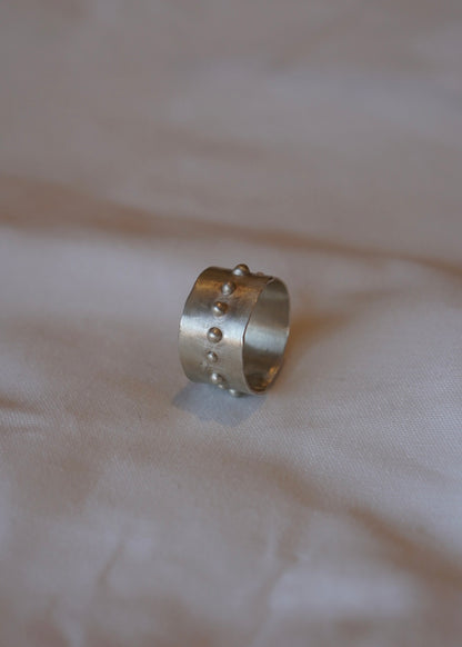 Wide Beaded Band