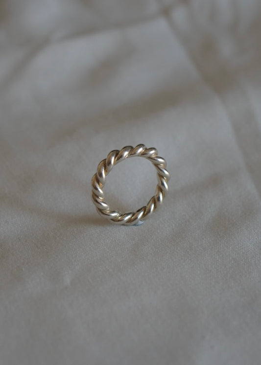 Rope Ring